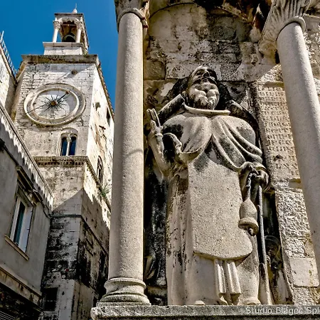 Gostinjska kuća Antique Luxury Split