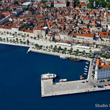 Pensionat Antique Luxury Split